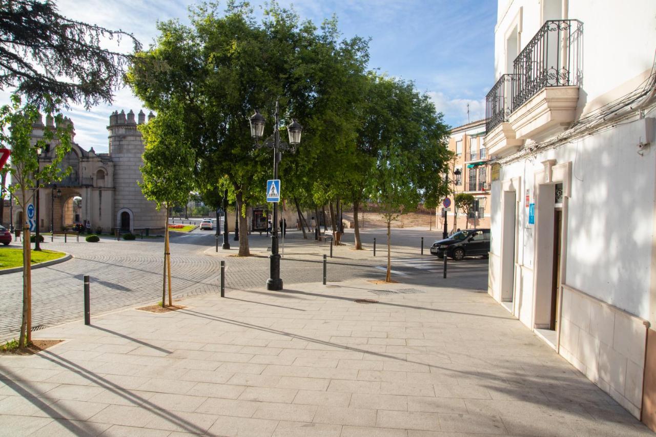Alojamientos Puerta Palma Con Vistas Y Parking บาดาฮอส ภายนอก รูปภาพ